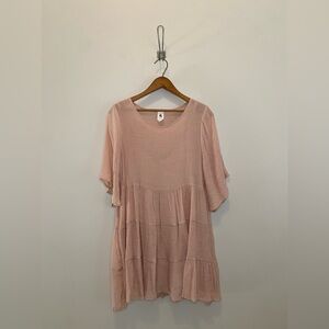 Relaxed Tiered Tunic in Soft Pink